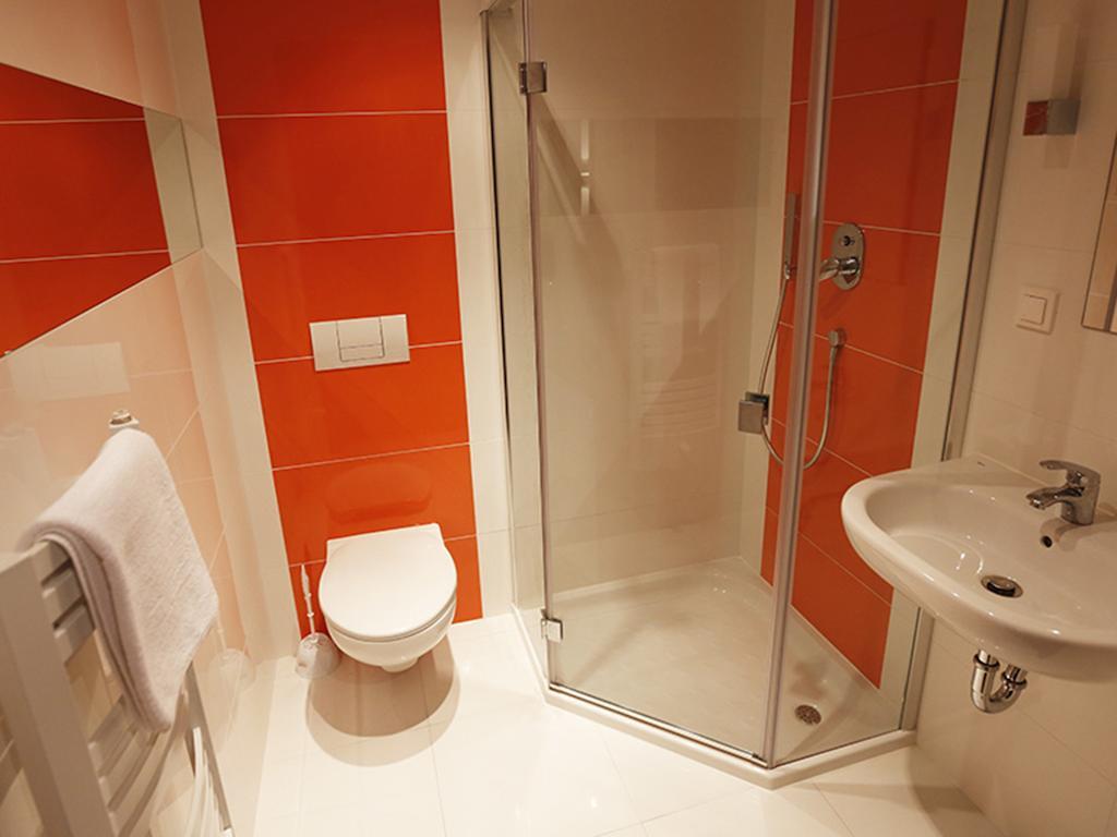 Hotel Otolinski ปวอตสก์ ภายนอก รูปภาพ