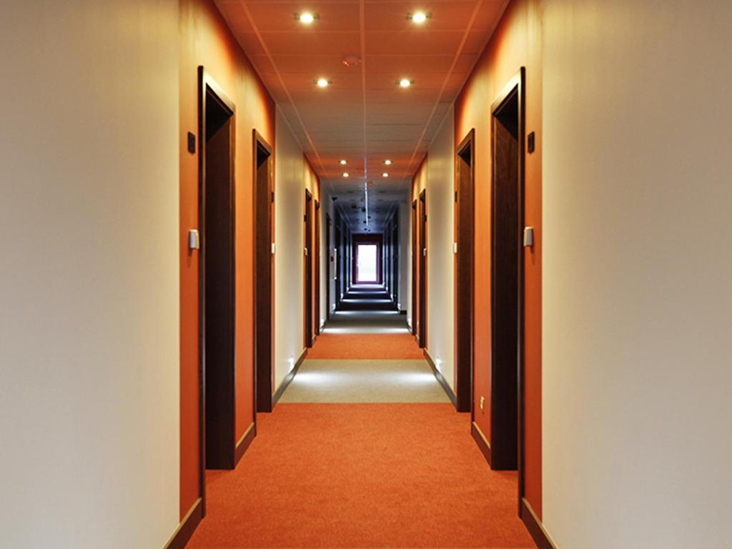 Hotel Otolinski ปวอตสก์ ภายนอก รูปภาพ