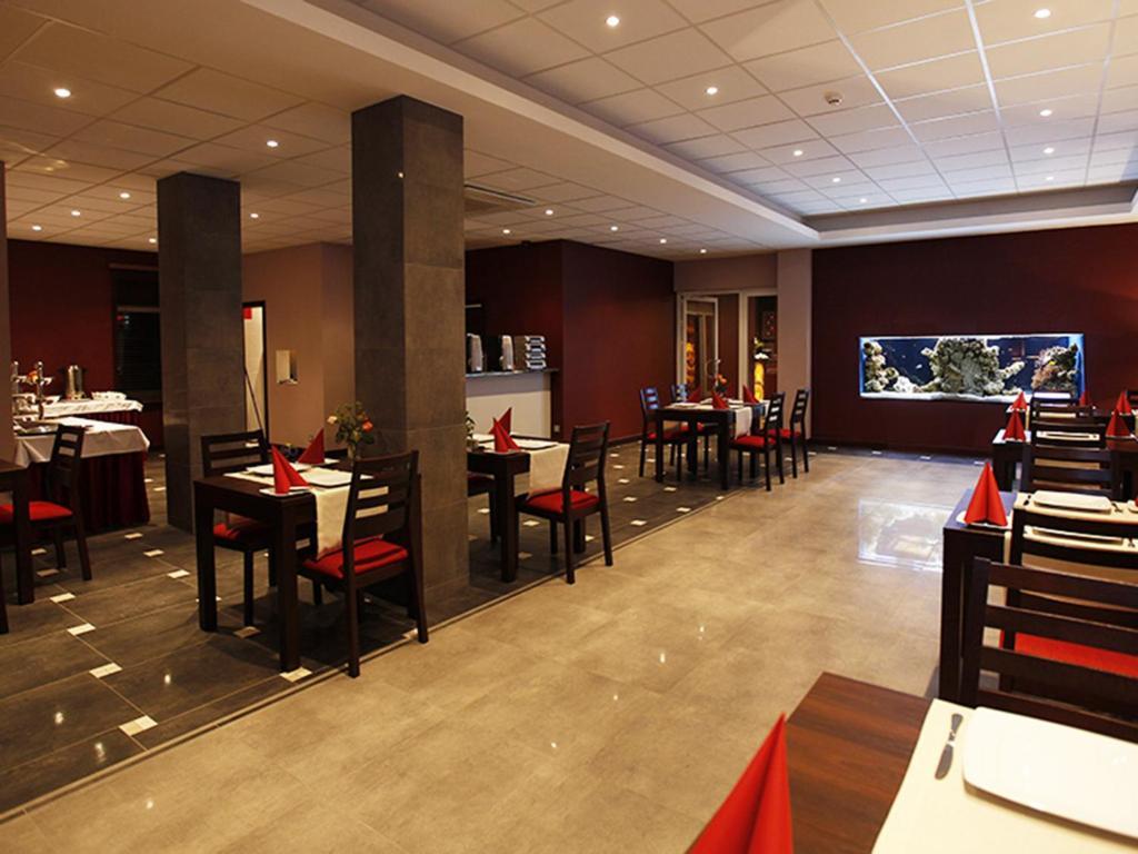 Hotel Otolinski ปวอตสก์ ภายนอก รูปภาพ